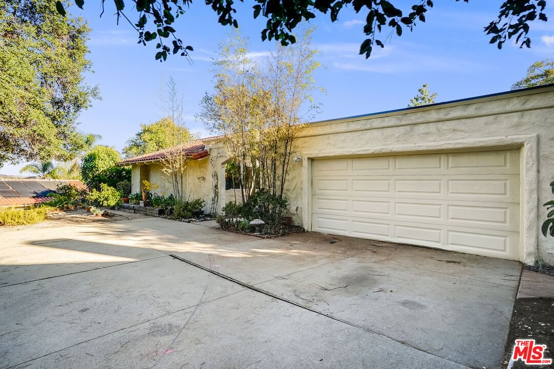 Kelmscott photo 40
