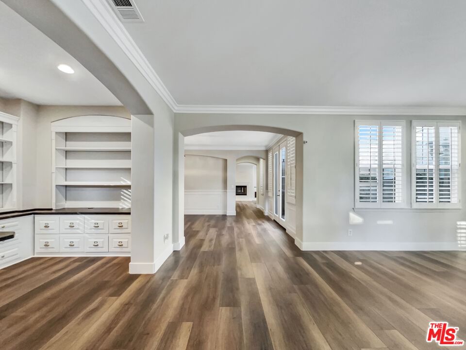 Edgewater photo 13