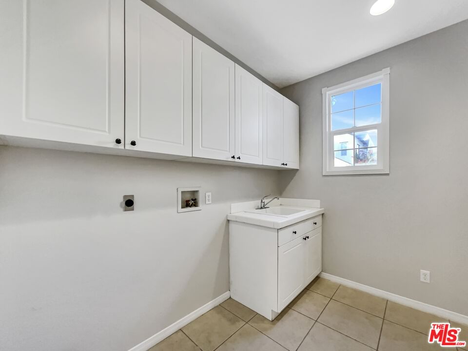 Edgewater photo 22