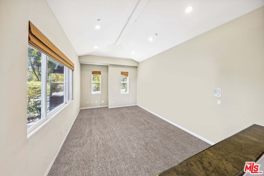 Park South photo 22