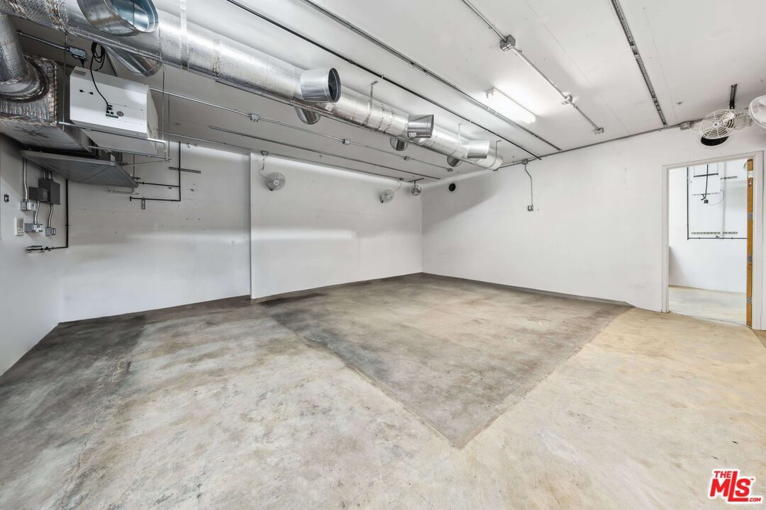 Park South photo 26
