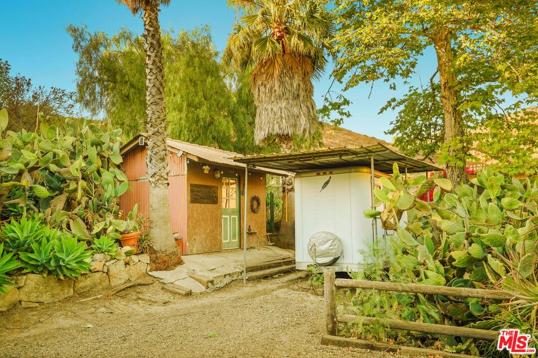 Mulholland photo 14