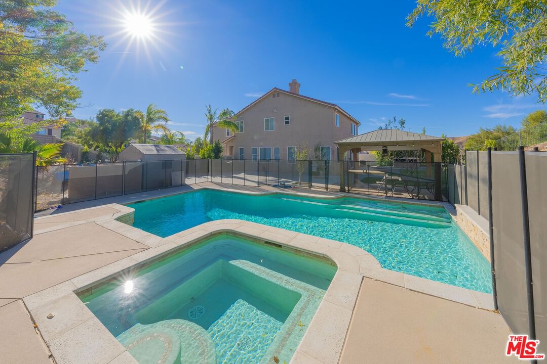 Summit Hills photo 1