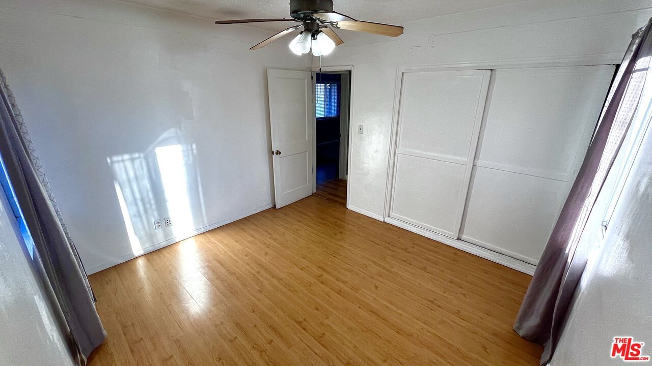 Main photo 15