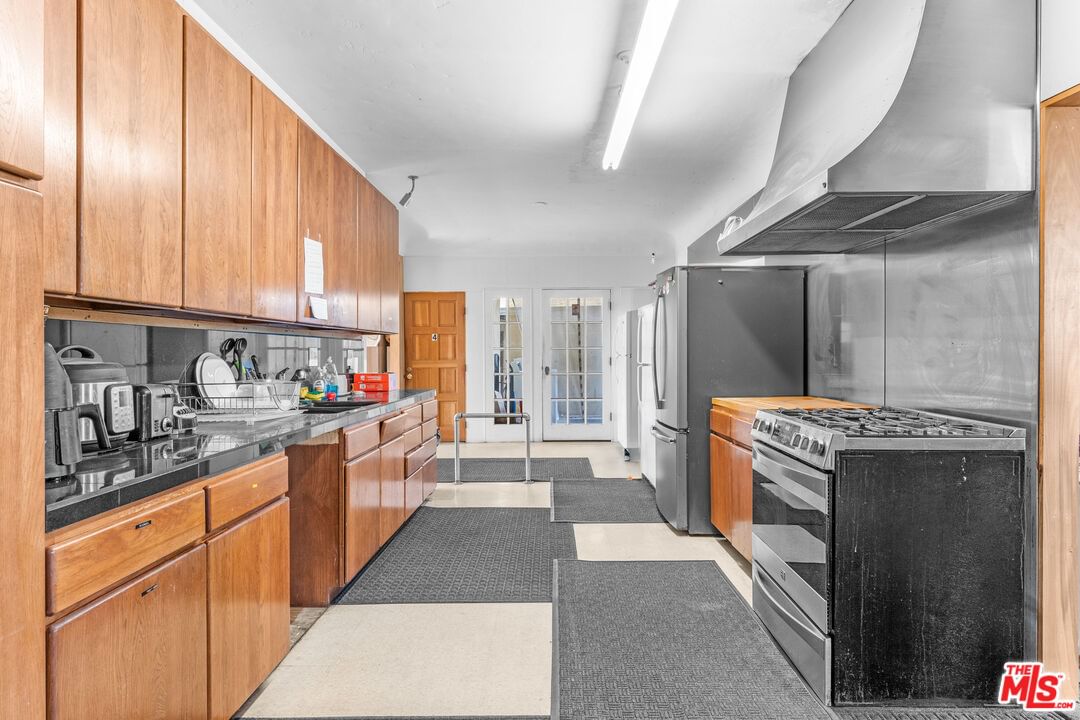 Kenwood photo 4