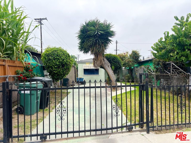13825 Stanford Ave