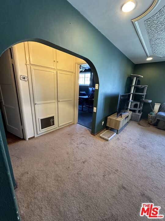 Lindale photo 9