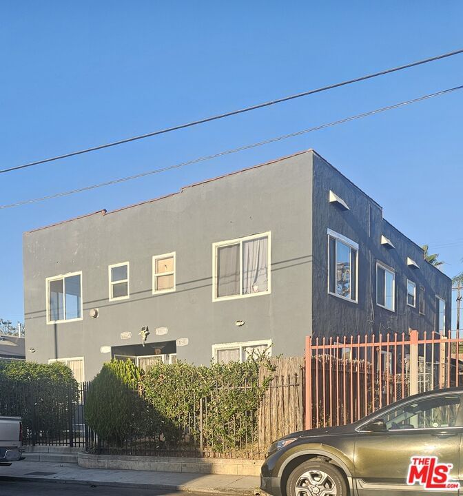 120 Avenue 25