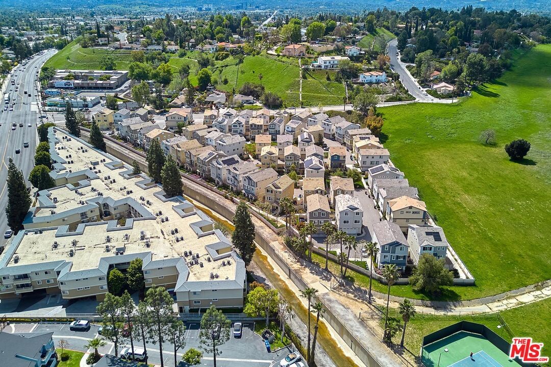 Ballard photo 13