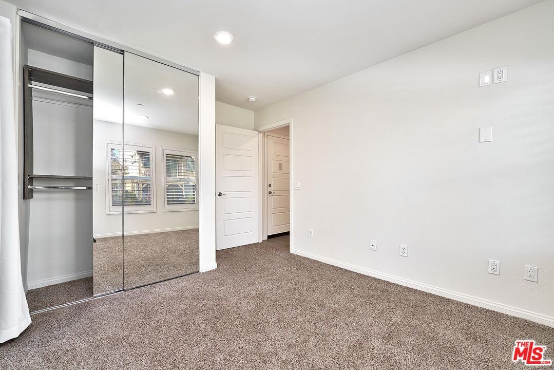 Ballard photo 49