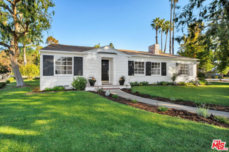 1901 Montecito Dr