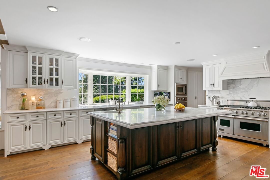 Saddle Creek photo 15
