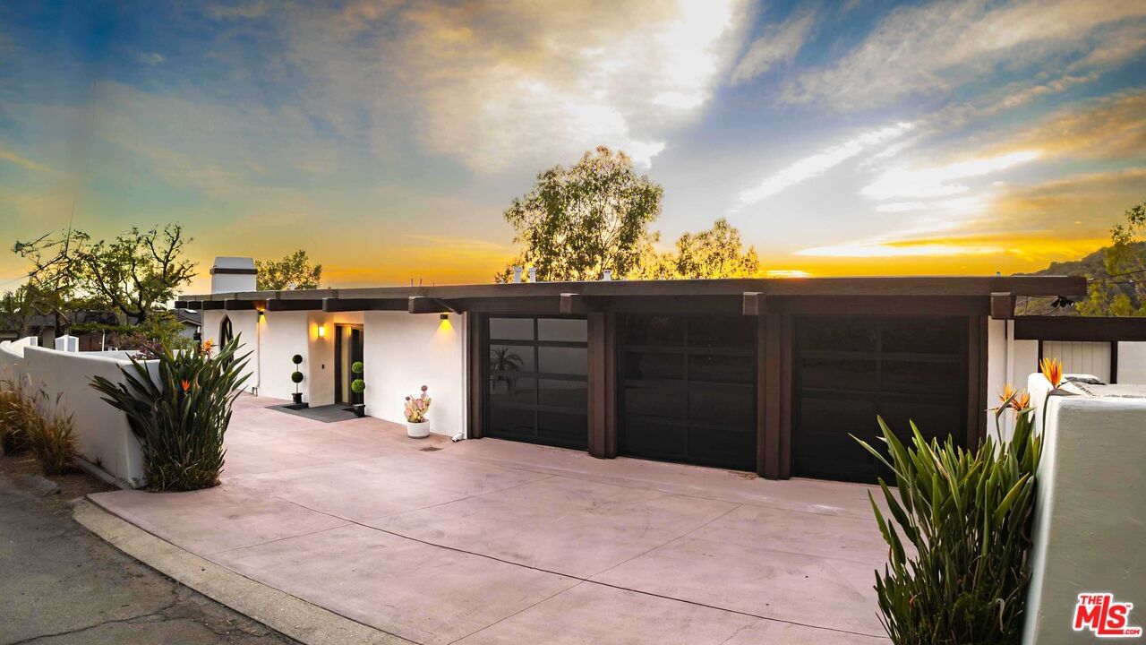 Woodcliffe photo 63