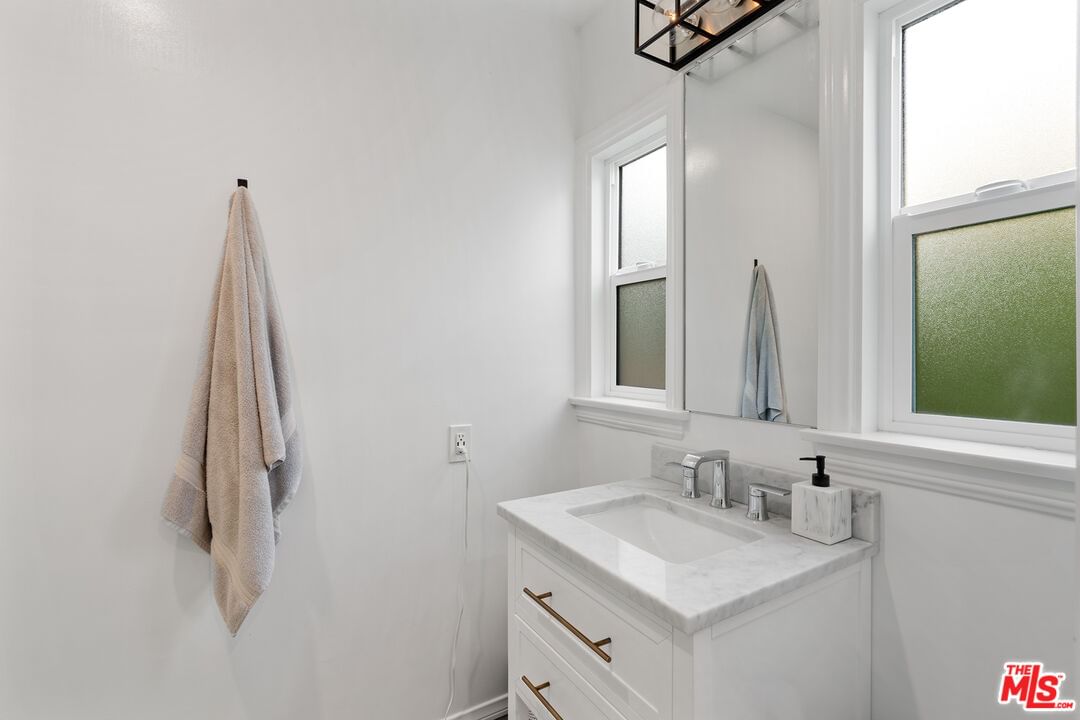 Oakwood photo 14