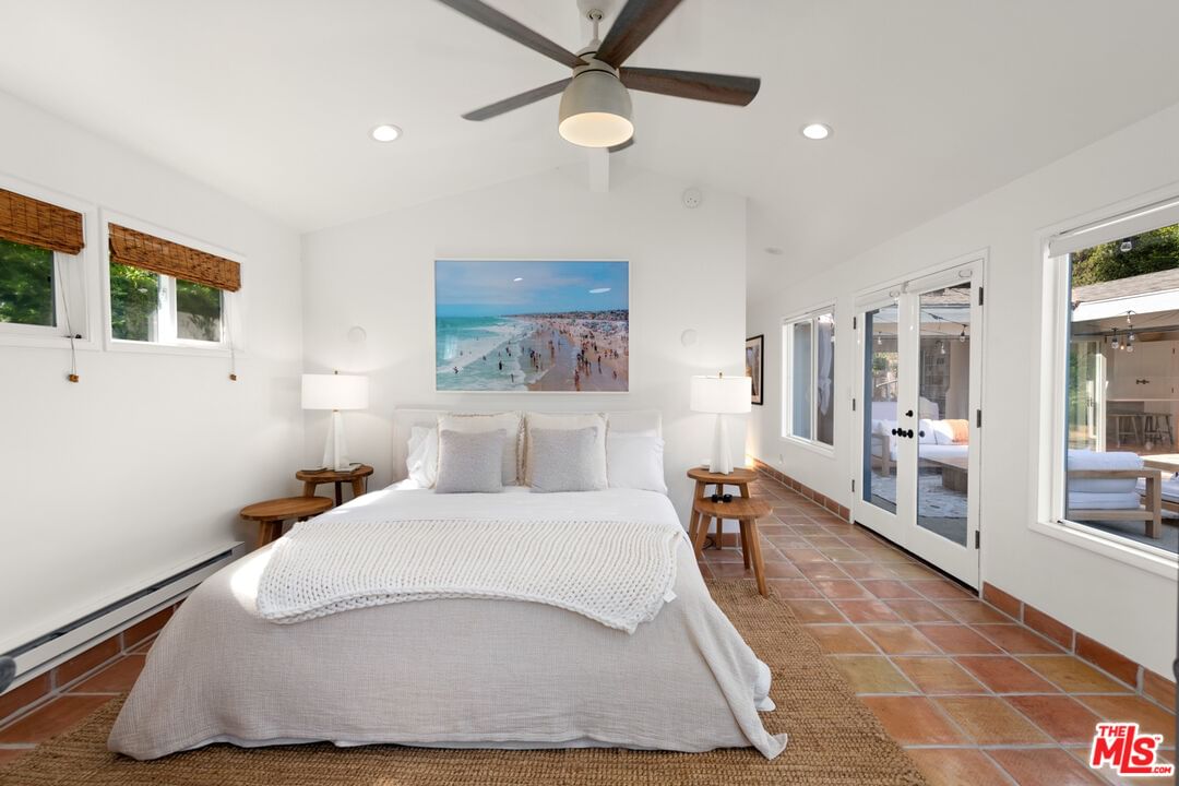 Broad Beach photo 16