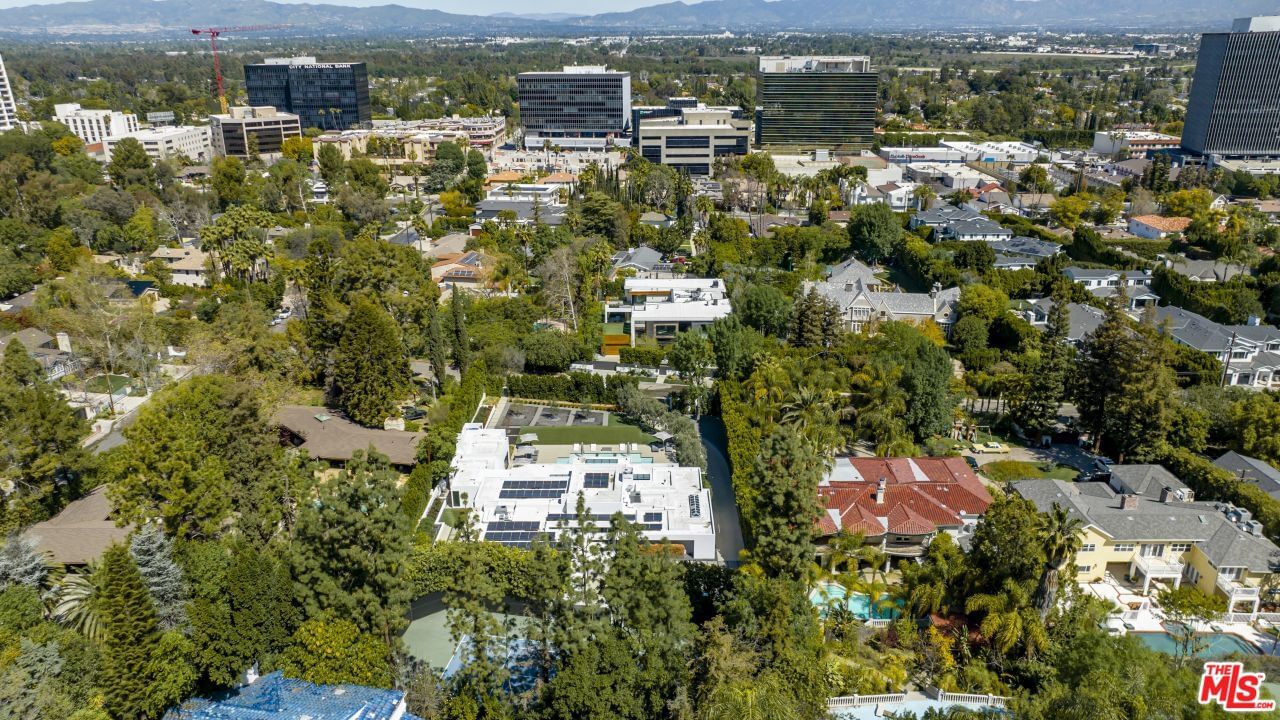 VALLEY VISTA photo 43