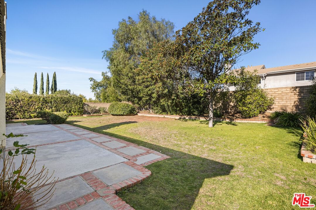 Barnard photo 18