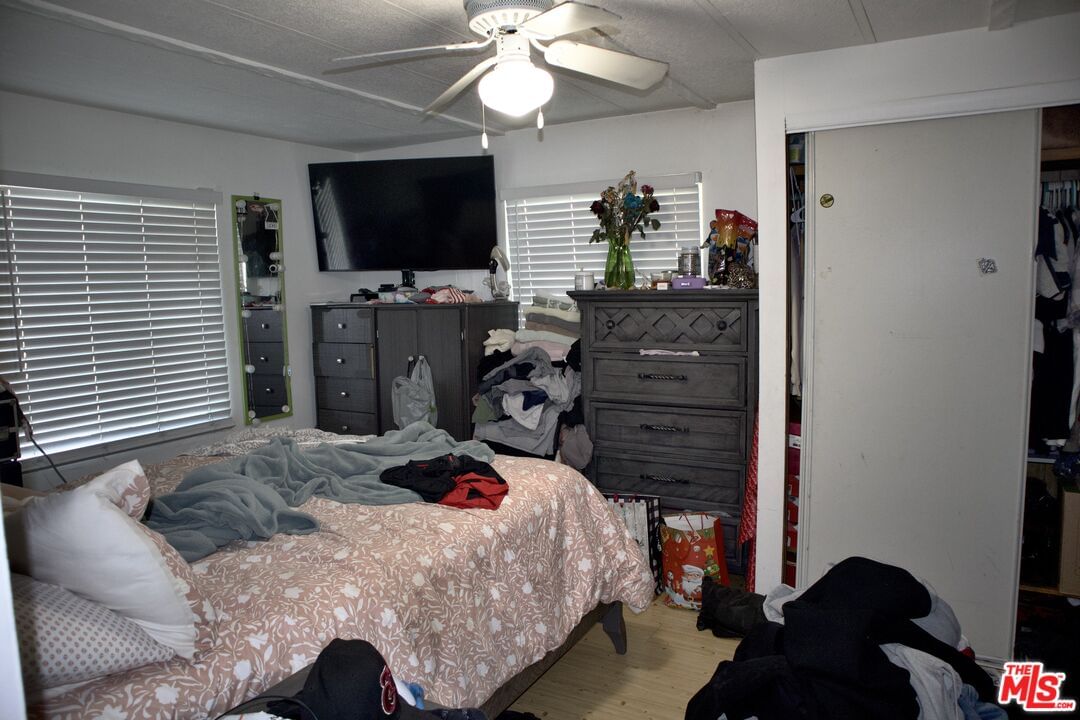 Gage Ave photo 12