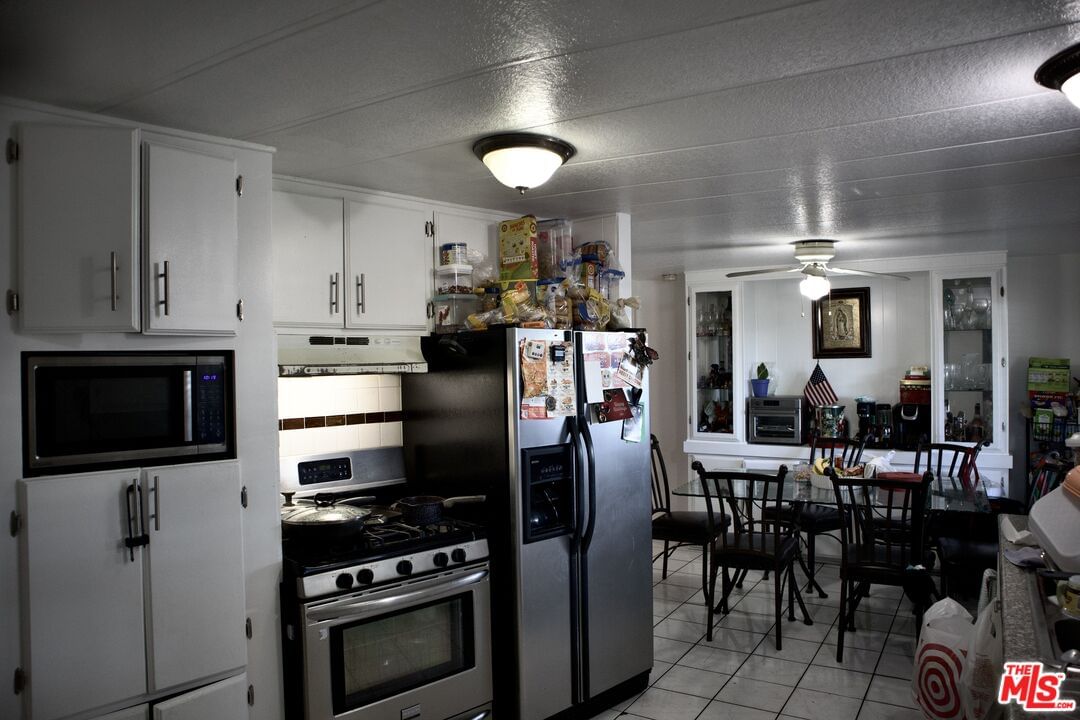 Gage Ave photo 9