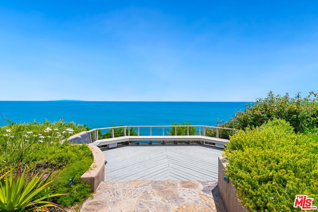 Cliffside photo 16