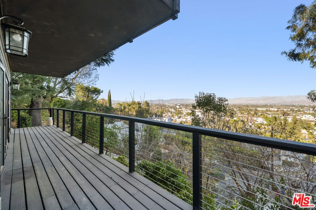 Round Valley photo 10