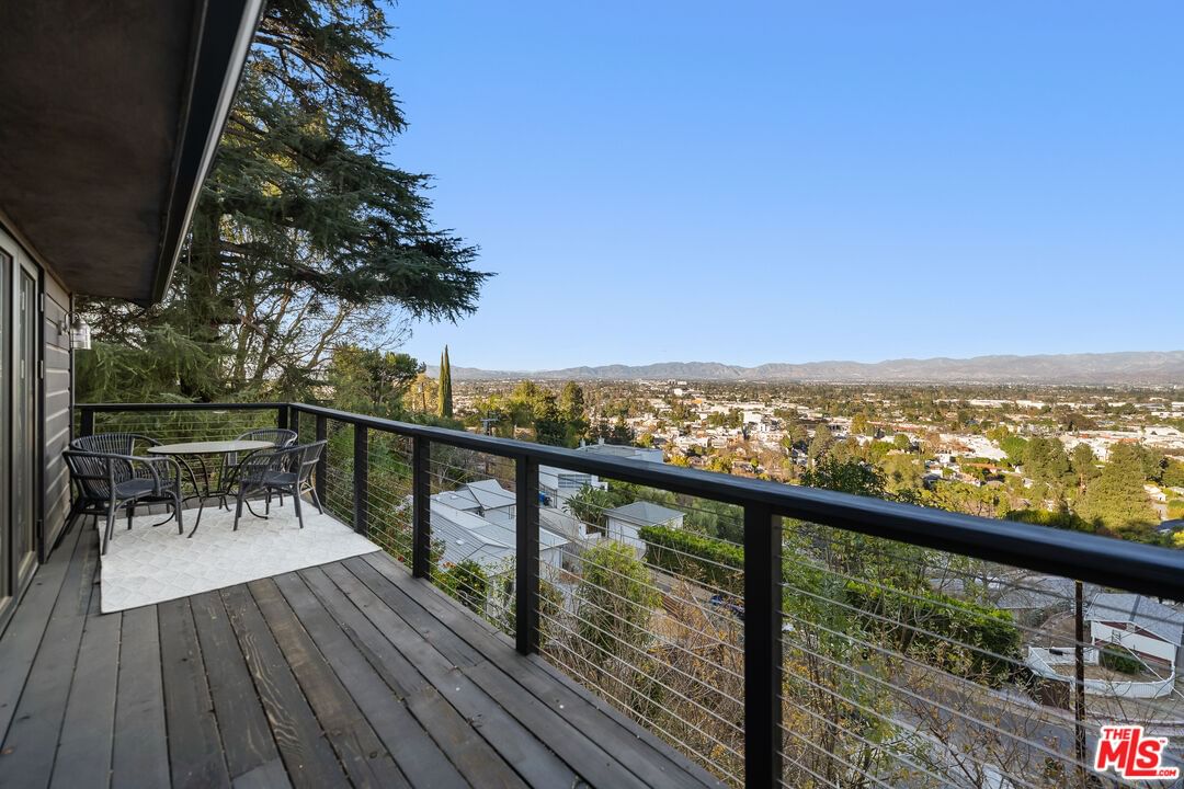 Round Valley photo 25