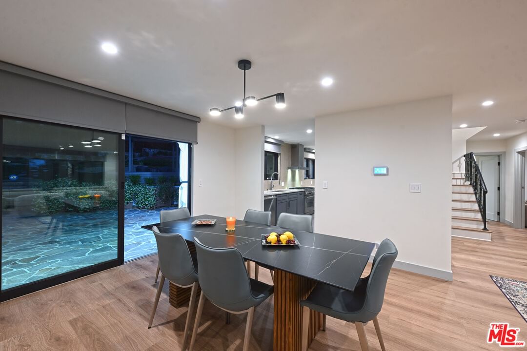 Valley Vista photo 18