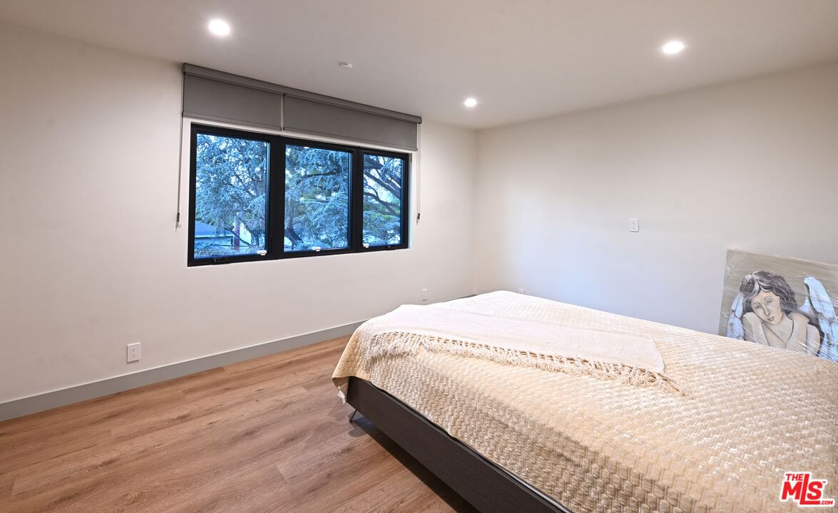 Valley Vista photo 37