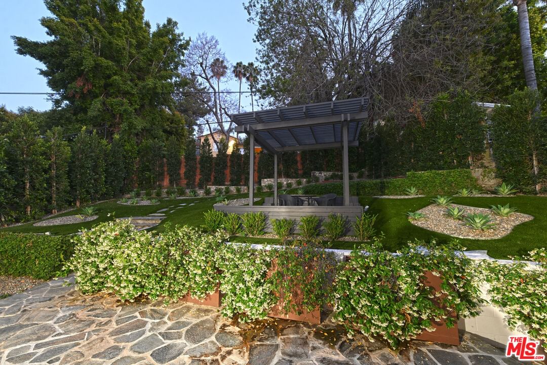 Valley Vista photo 48