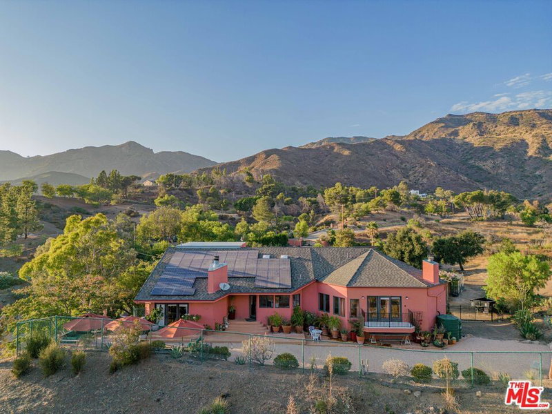 34136 Mulholland Hwy