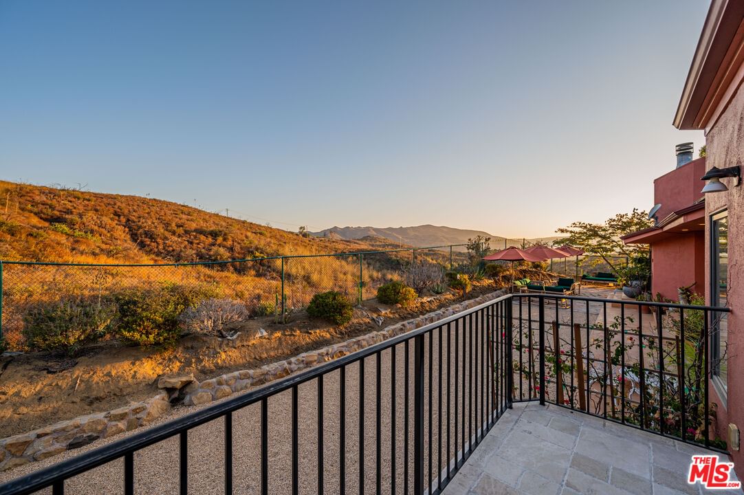 Mulholland photo 25