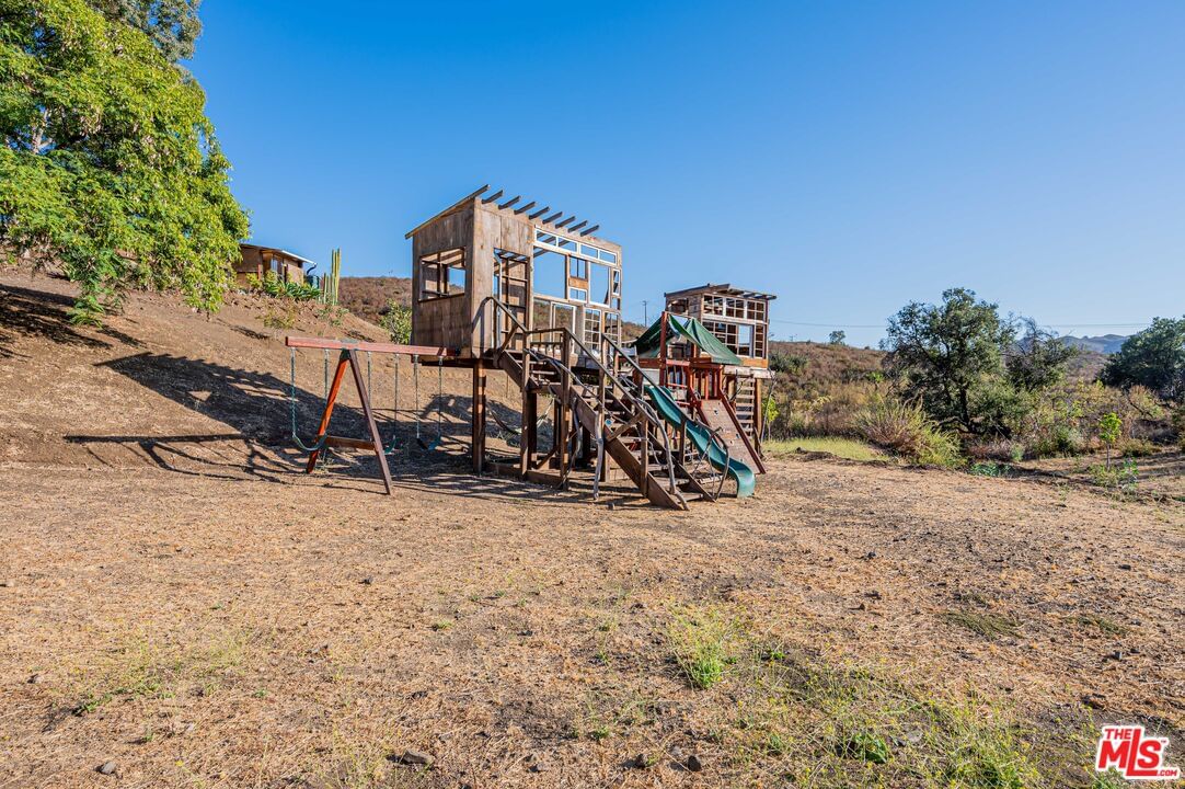 Mulholland photo 38