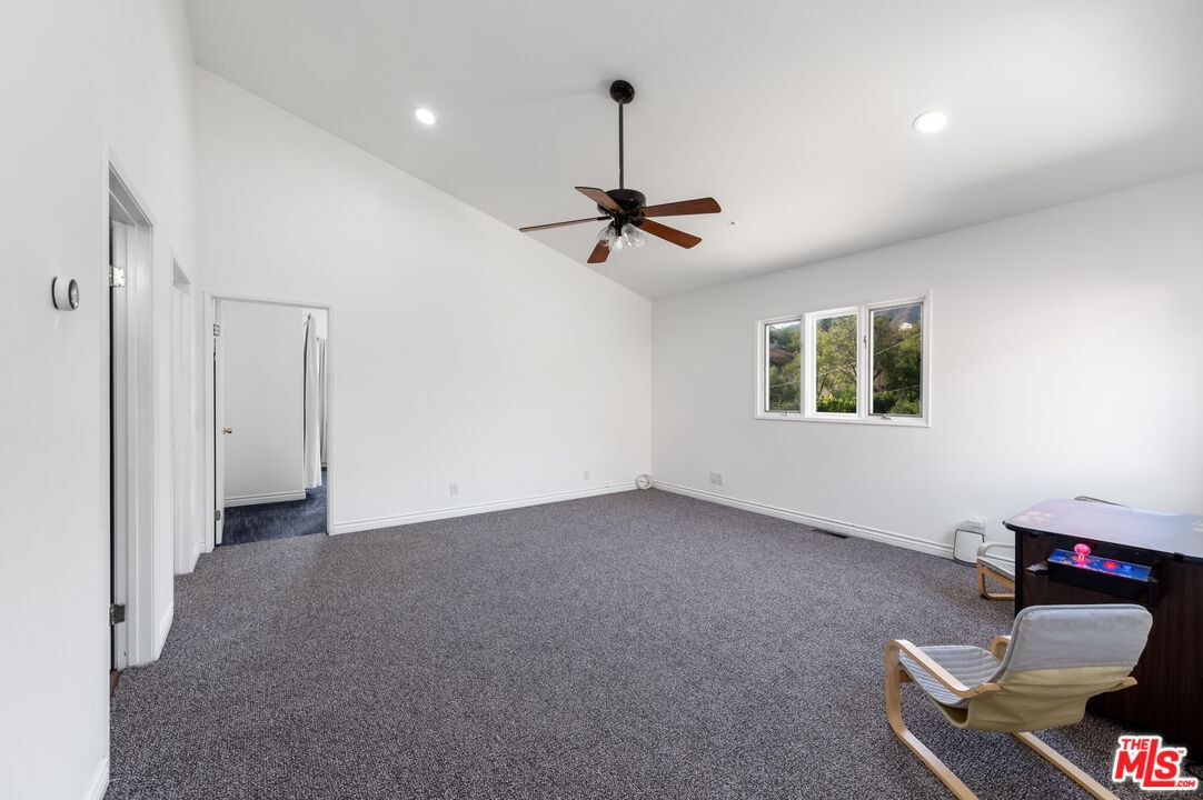 Mulholland photo 47