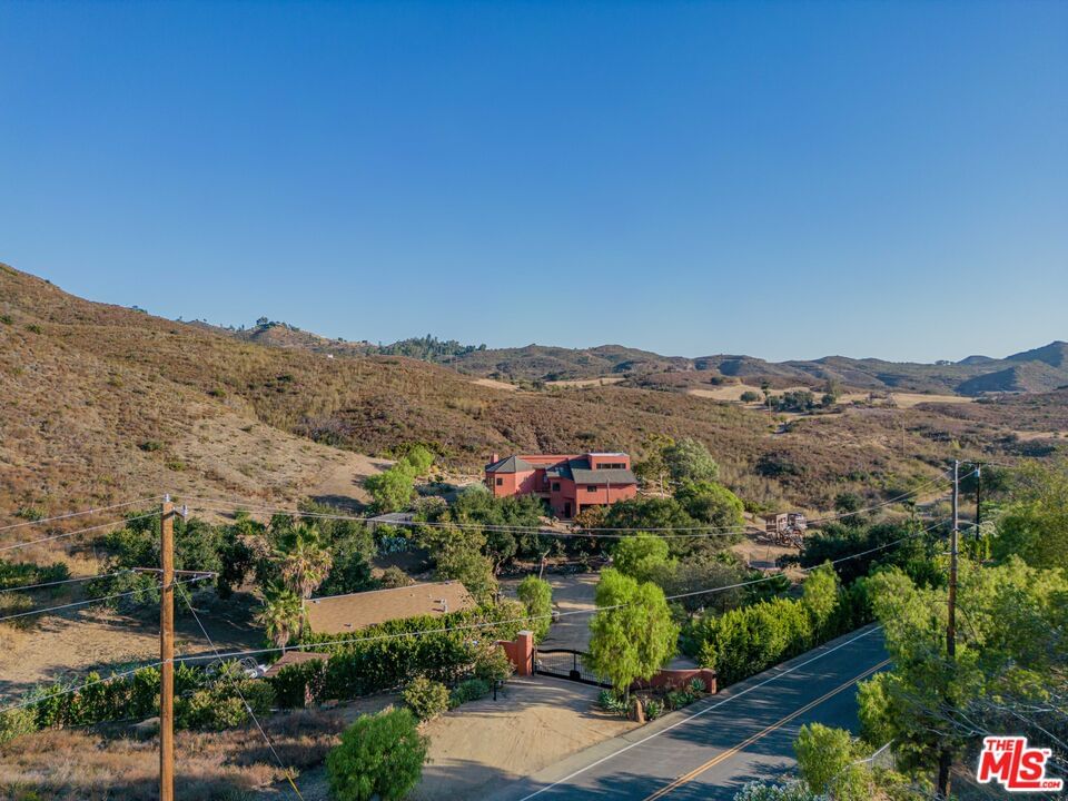 Mulholland photo 70