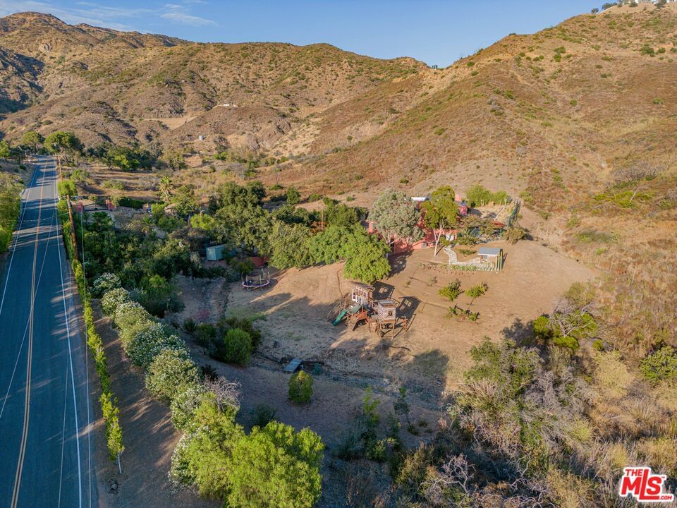 Mulholland photo 71