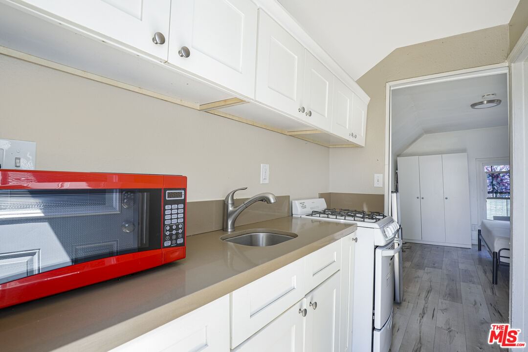 Wadsworth photo 25