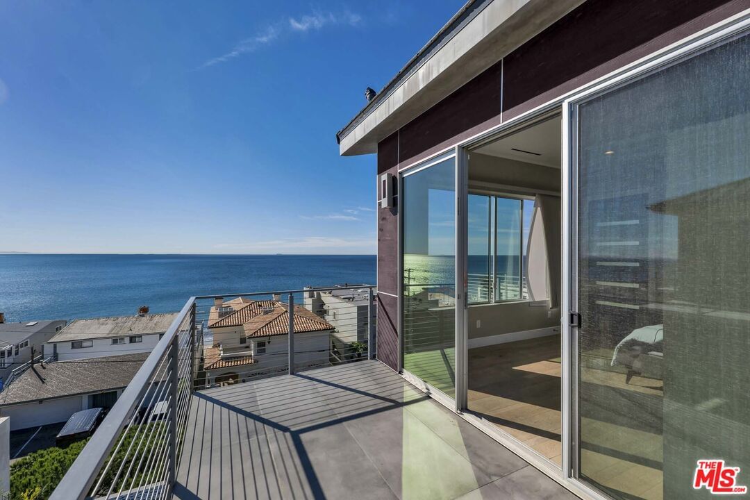 Malibu photo 55