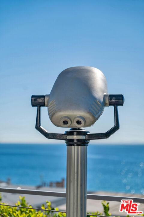 Malibu photo 57
