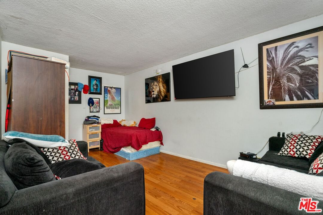 Bonnie Brae photo 20