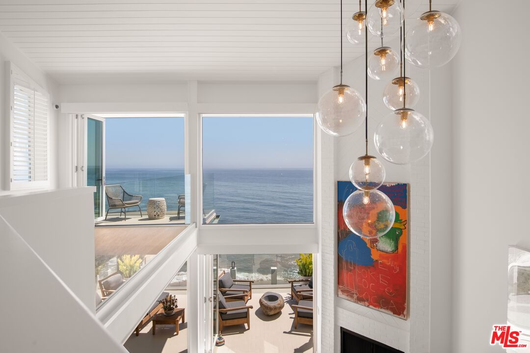 Malibu photo 12