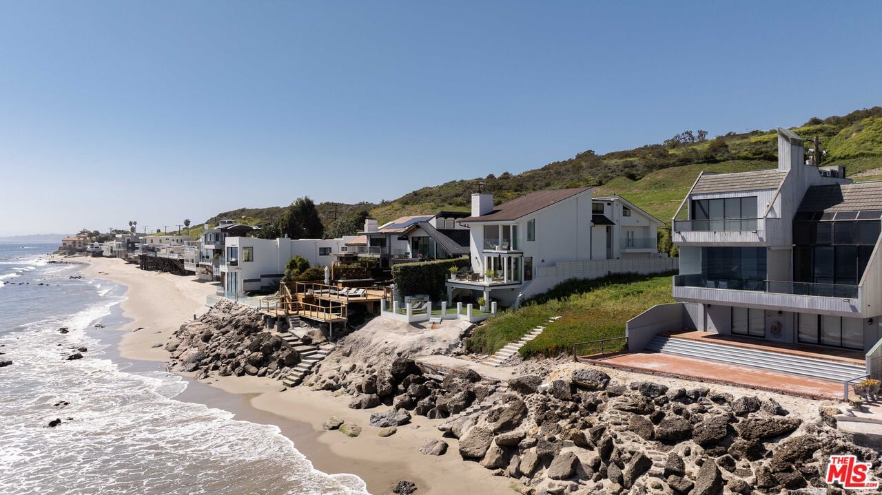 Malibu photo 37