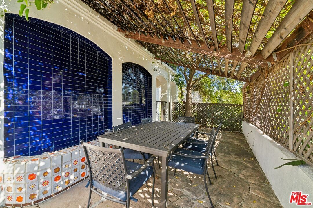 Hillview photo 47