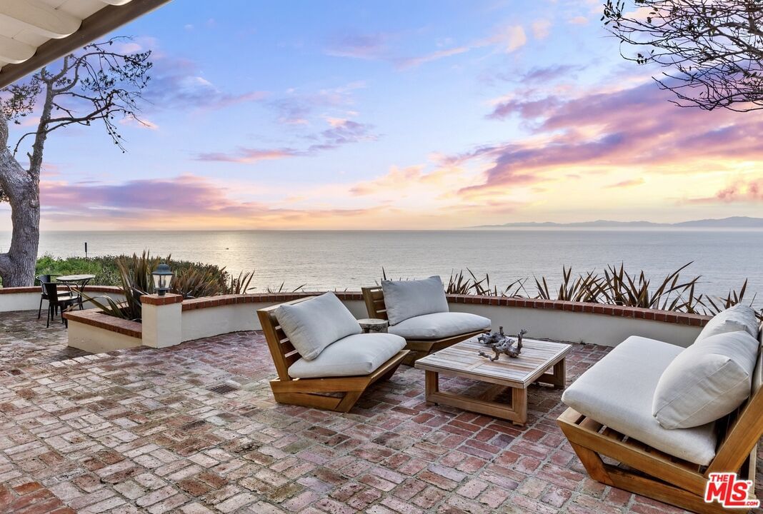 Palos Verdes West photo 1