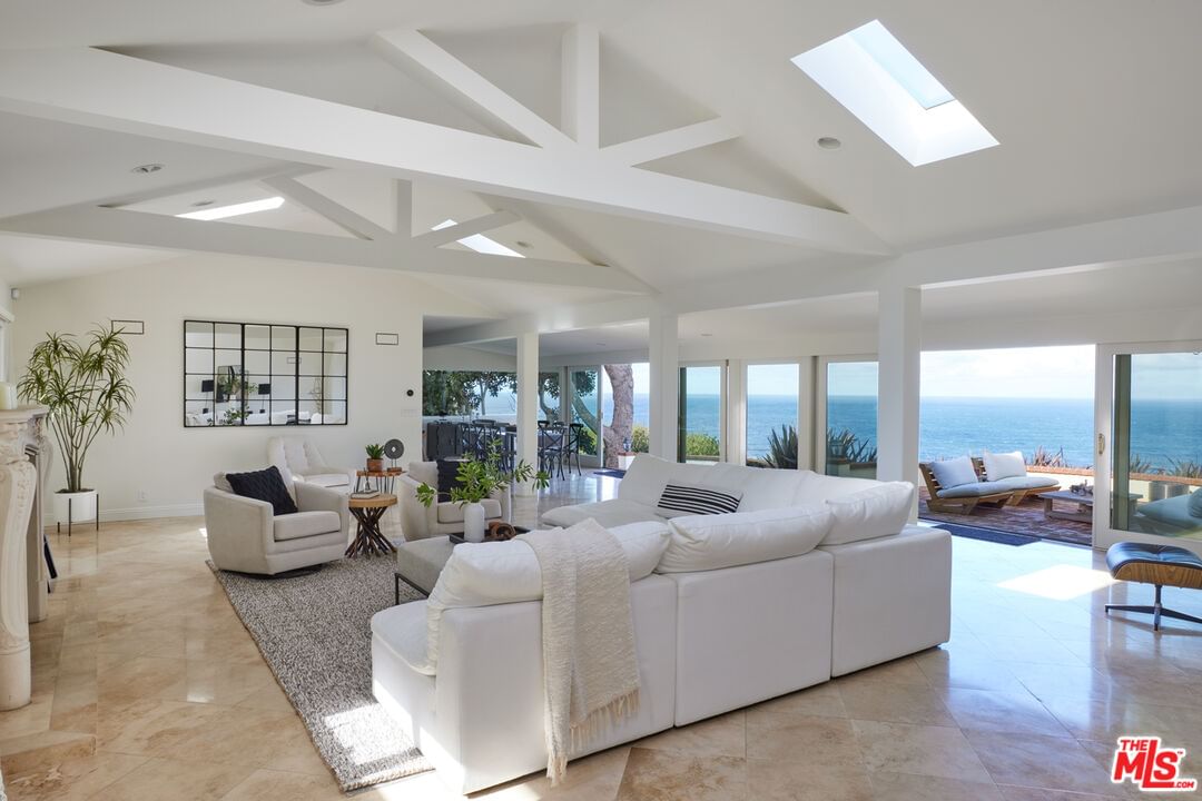 Palos Verdes West photo 6