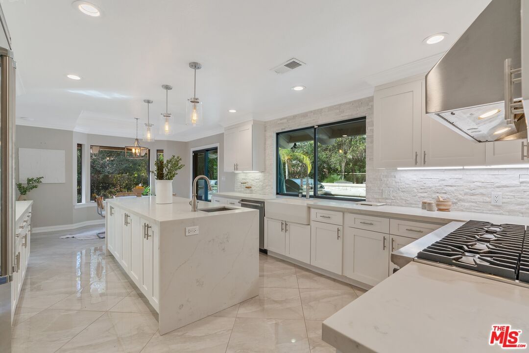 Upper Ranch photo 18