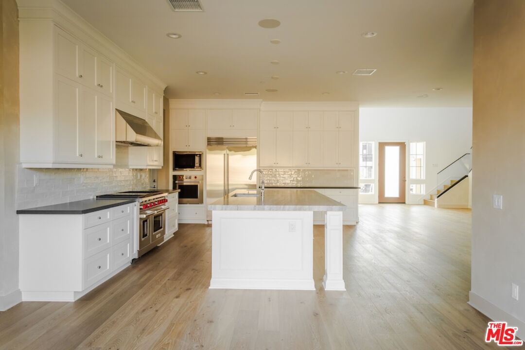 Edgewood photo 11