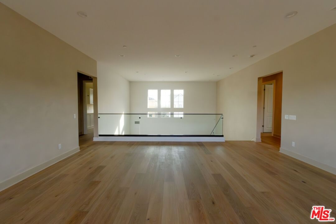 Edgewood photo 17