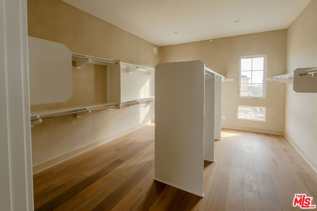 Edgewood photo 26