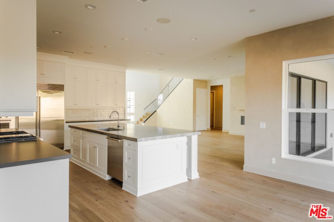 Edgewood photo 9