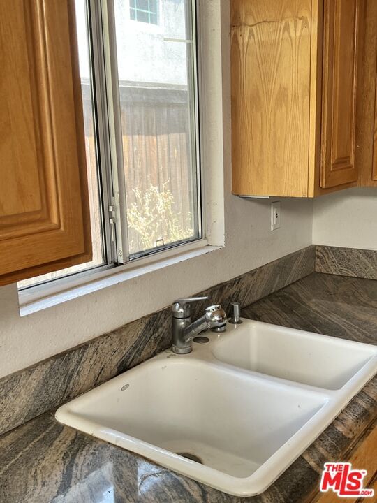 Canyonside photo 13
